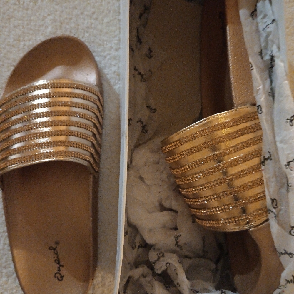 Sandal